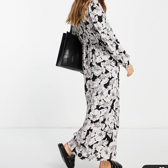 High low dress - Picture 3 of 3